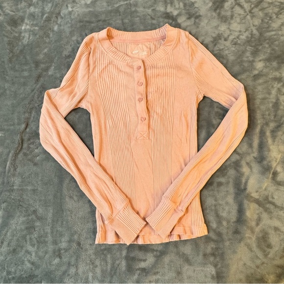 Aerie Ribbed Long Sleeve Top

#1265 - Picture 1 of 6